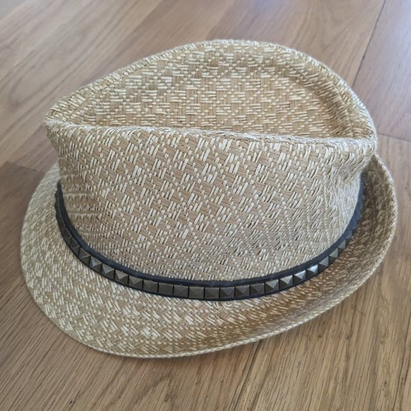 NEW*** Tan Straw Fedora with Studded Belt - Picture 2 of 4